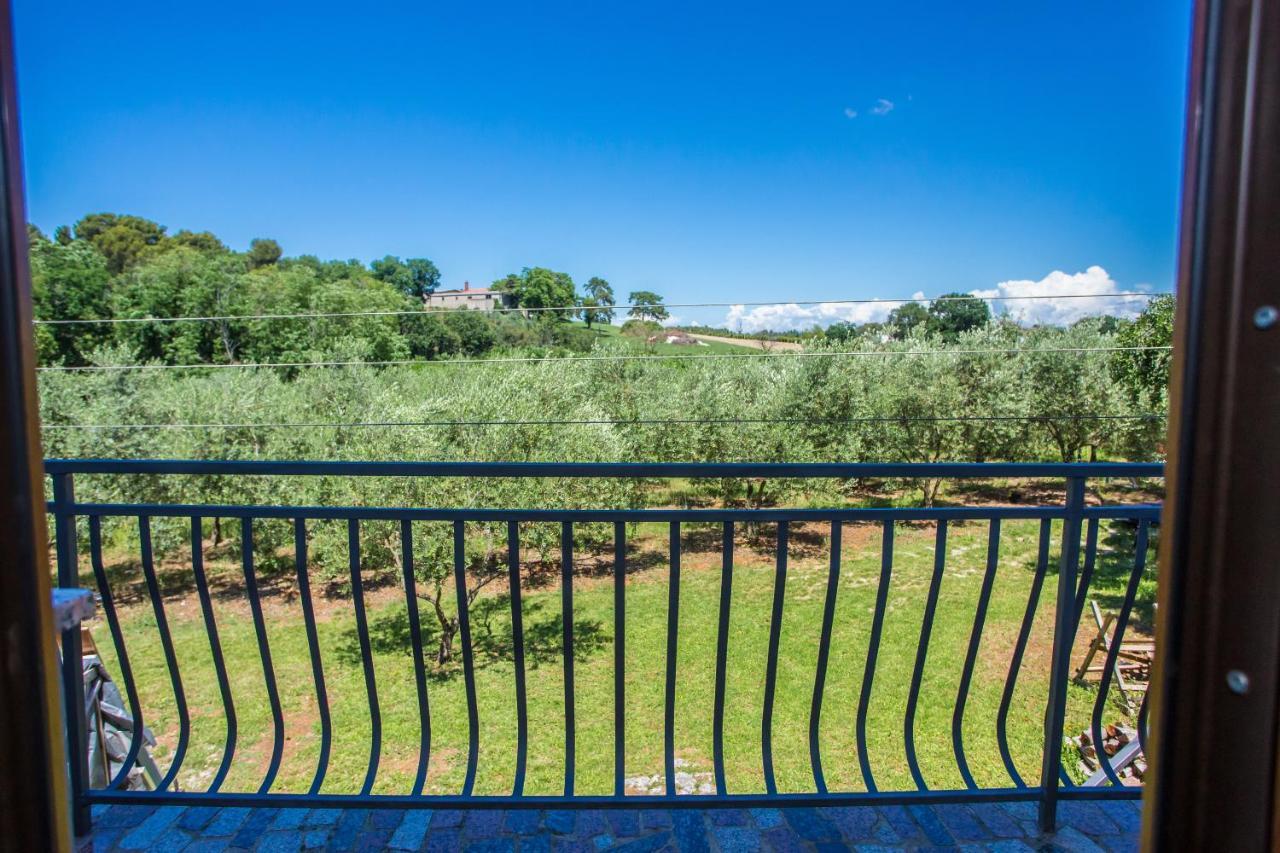 Apartment Rosse Porec Bagian luar foto